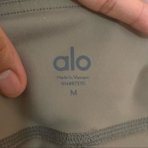 Alo Yoga Women's Mid Rise Mesh Beige Moto Leggings Size M - Picture 10 of 11